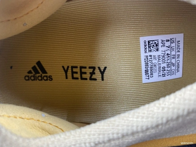 GW5353 Knit Sulfur Yeezy RNR Adidas 0817